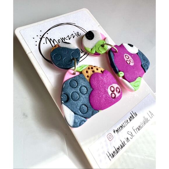 Handmade Polymer Clay Earrings Handcrafted Artwork Floral - Picture 2 of 3